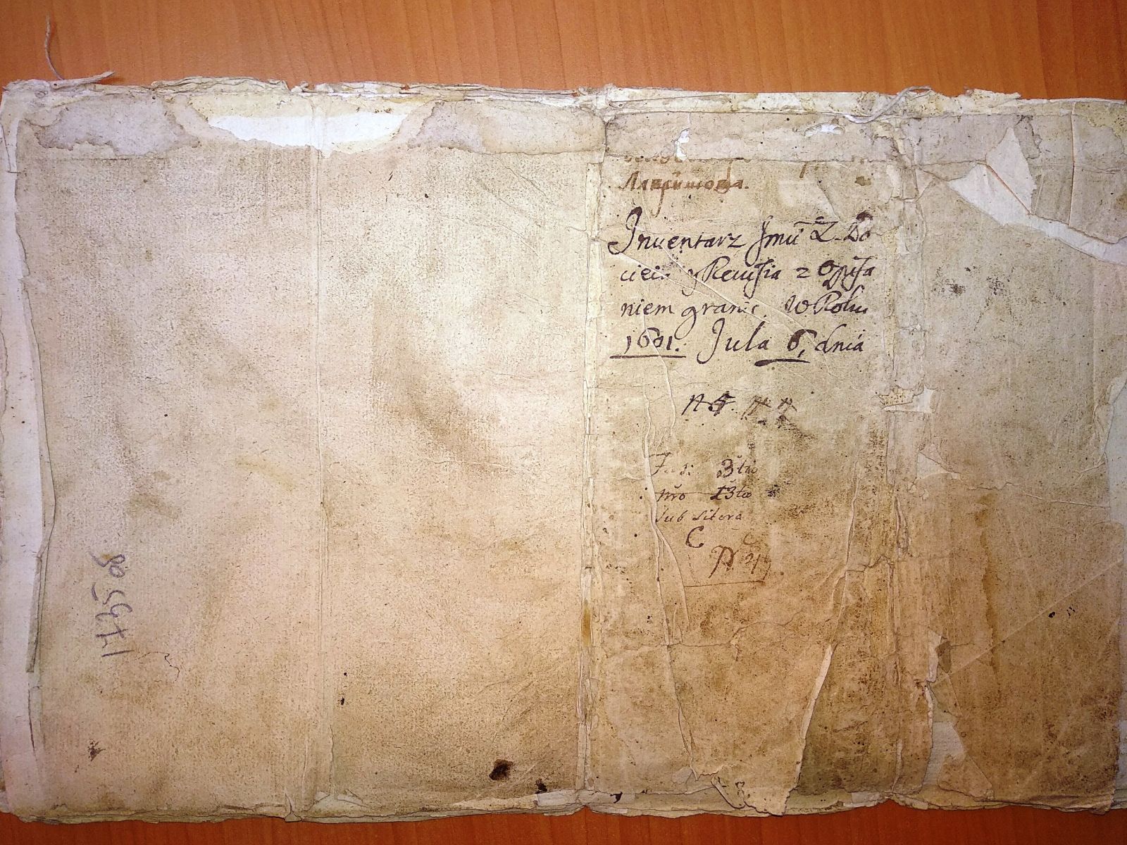 Запісы і пазнакі на зваротным баку апошняга аркуша Інвентара Лаўрышаўскага манастыра 1601 года